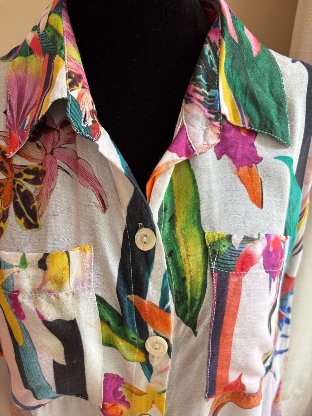 Trina Turk Rayon Bright Tropical Tunic Top Sz L - Picture 2 of 12